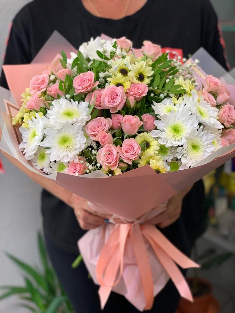 Букет цветов из: Розы и Хризантемы в Зубутлях-Миатли