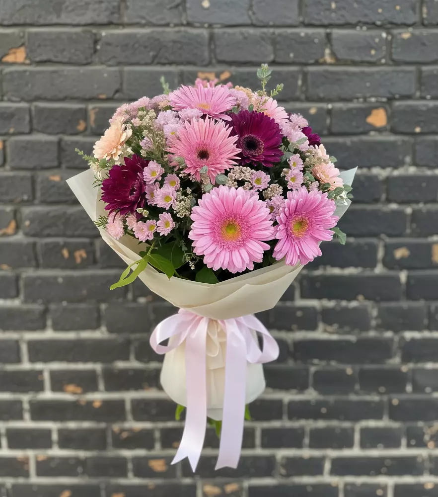 Букет цветов из: Герберы и Хризантемы в Зубутлях-Миатли