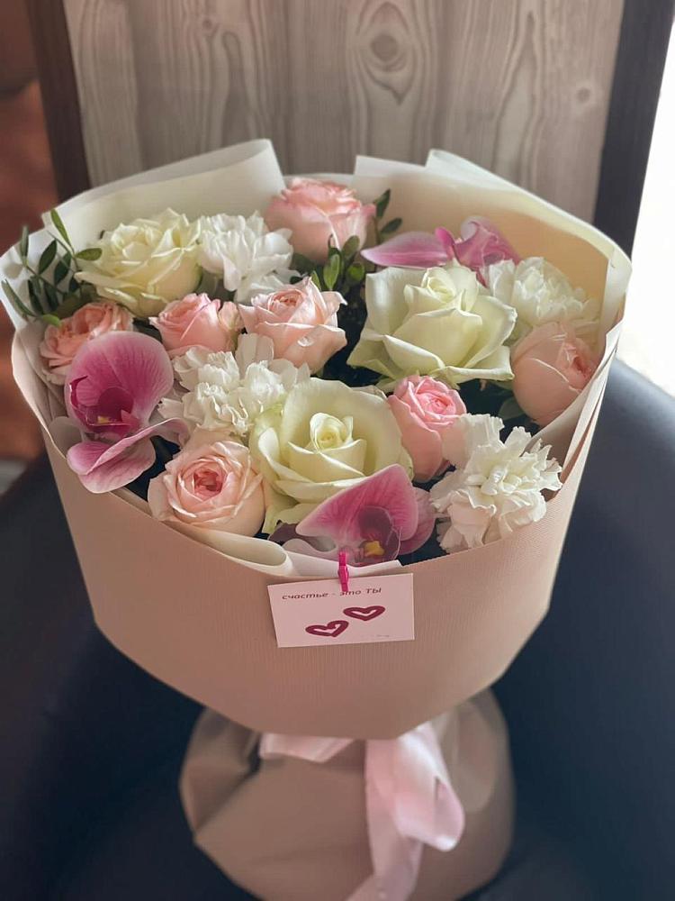 Букет цветов из: Орхидеи, Розы и Гвоздики в Зубутлях-Миатли