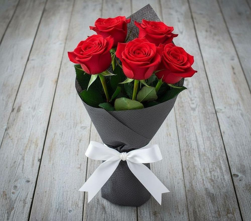 Букет 5 Красных роз Эдлесс Лав в Зубутлях-Миатли