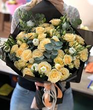 Букет цветов из:  Розы и Лизиантусы #REPLACE_PRED# Зубутлях-Миатли