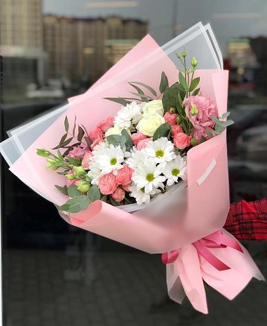 Букет цветов из: Розы, Лизиантусы и Хризантемы в Зубутлях-Миатли